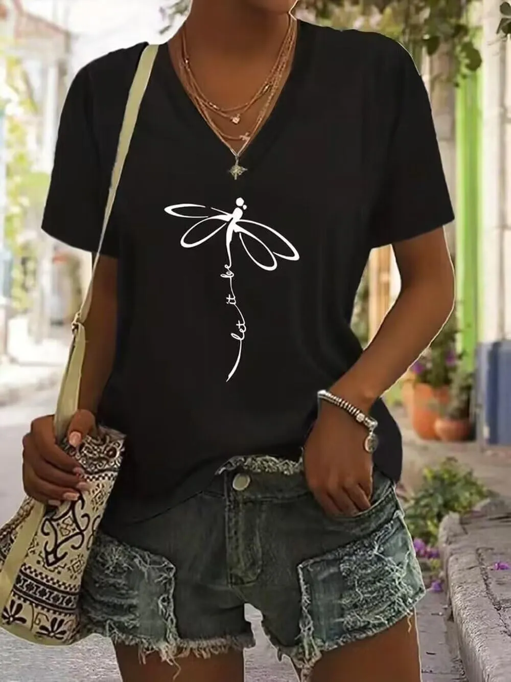 Abstract Dragonfly Shirt Cute Let It Be Letter Print T-Shirt Funny Colorful Dragonfly Graphic Summer Casual Tee Tops