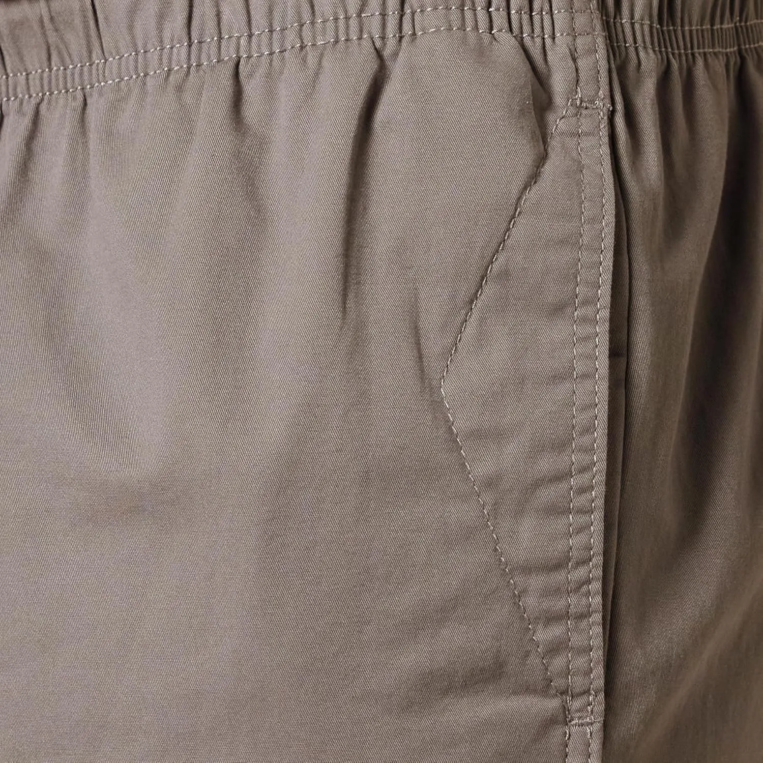 Amazon Essentials Men's 8" Inseam Relaxed-Fit Drawstring Walk Short (Available in Plus Size)