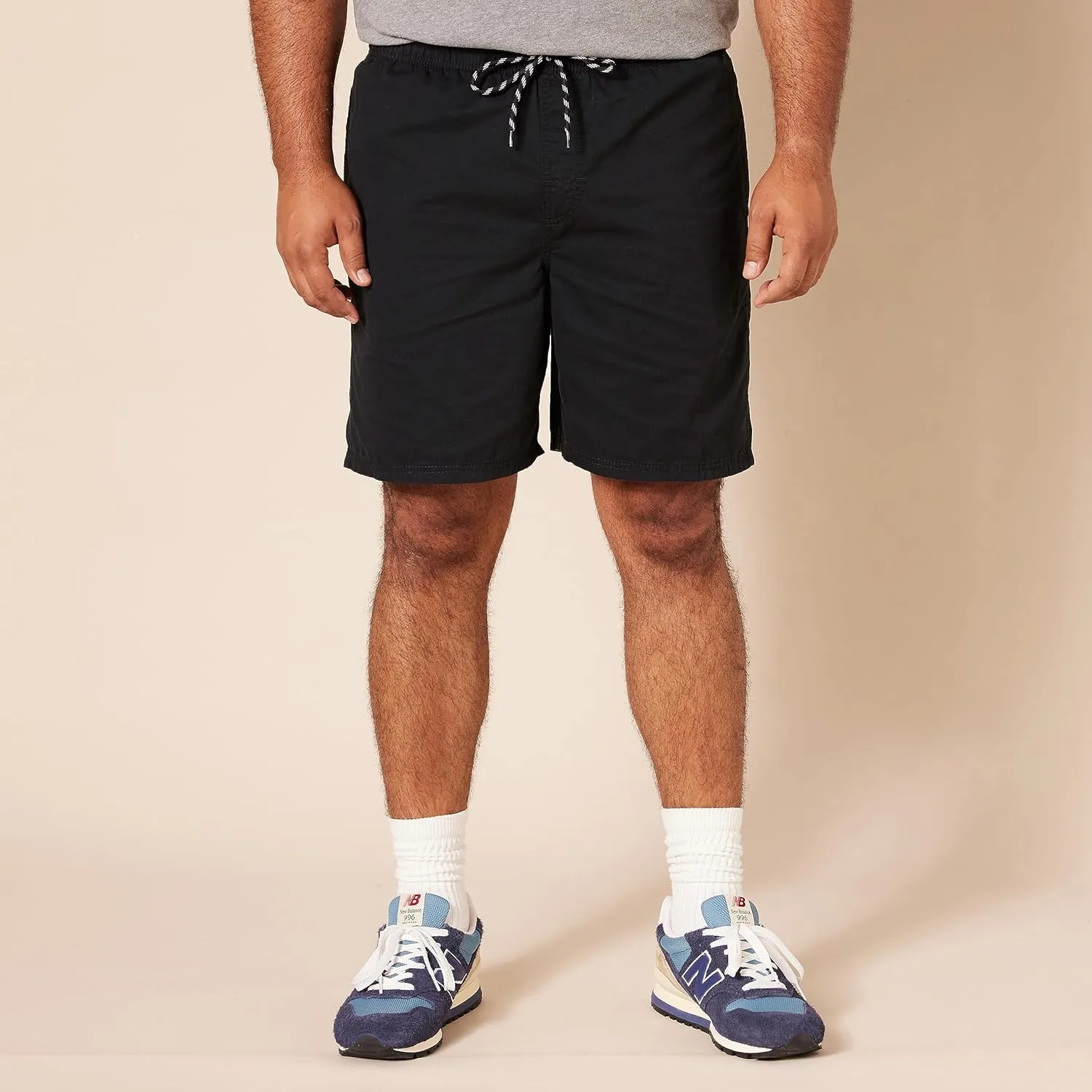 Amazon Essentials Men's 8" Inseam Relaxed-Fit Drawstring Walk Short (Available in Plus Size)