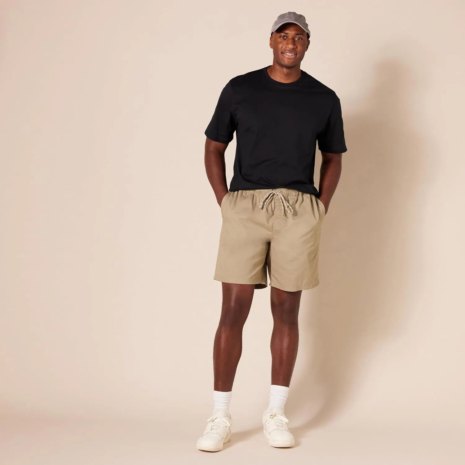 Amazon Essentials Men's 8" Inseam Relaxed-Fit Drawstring Walk Short (Available in Plus Size)