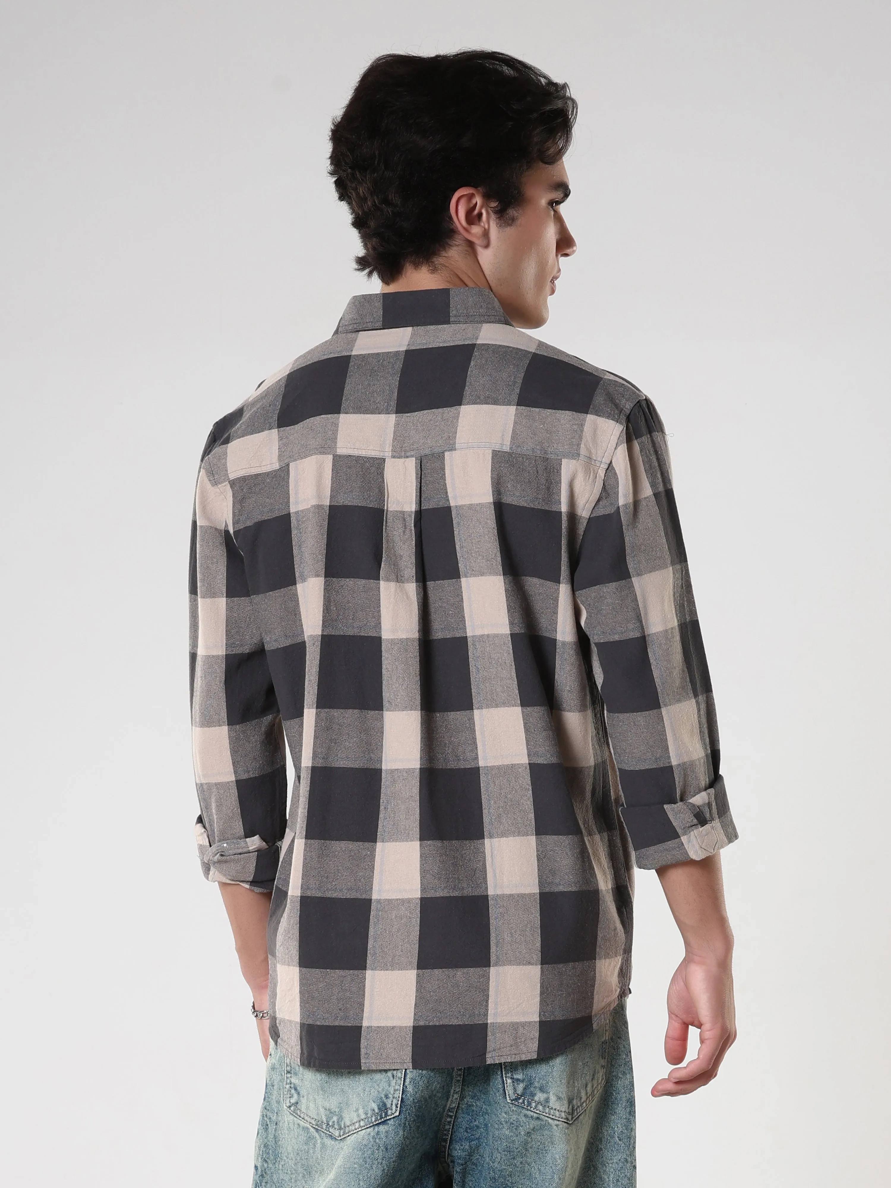 Ambar - Checkered Regular Shirt - Black