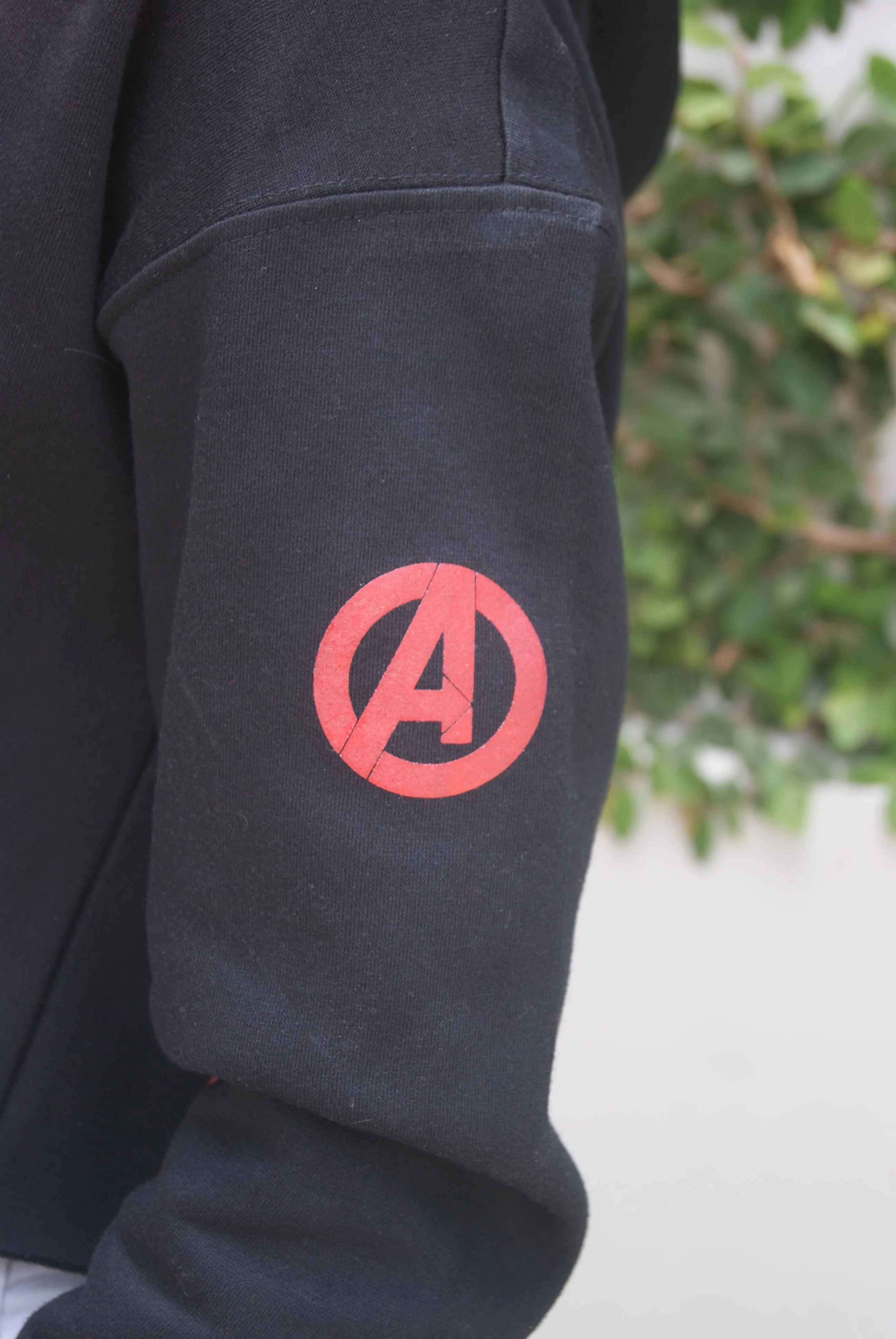 Black Widow Crop Hoodie