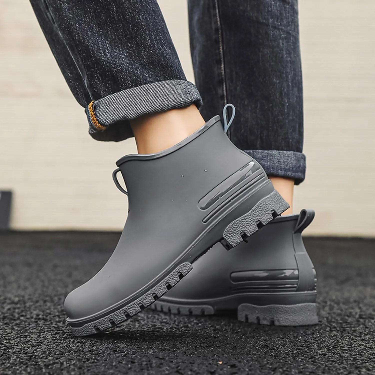 Couple Rain Shoes Outside Wear Versatile Water Shoes Thick Bottom Comfortable Non Slip Kitchen Rubber Shoes Men and Women Rain Boots for Women with Chickens