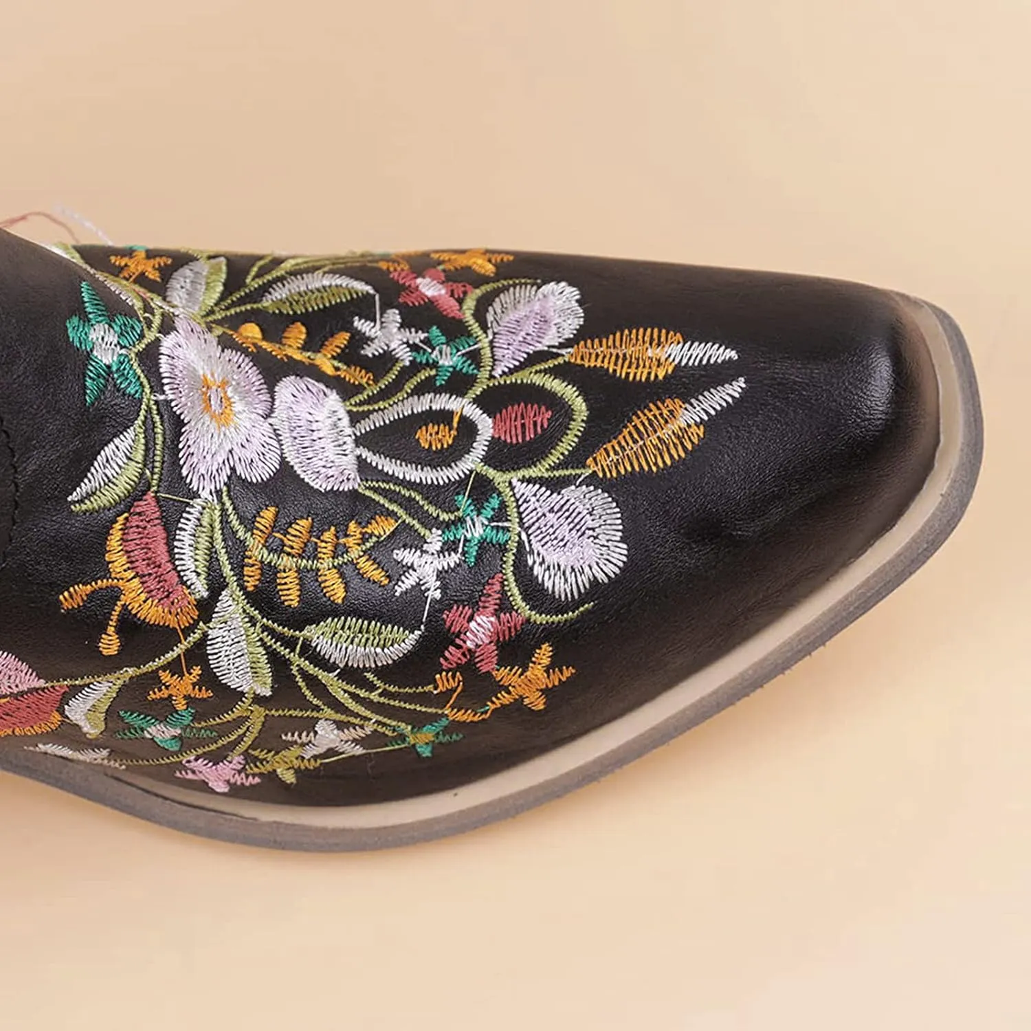 Cowboy Boots for Women Cowgirl Boots Wide Calf Chunky Heel Low Heel Pointed Toe Fashion Embroidered Pull on Boots