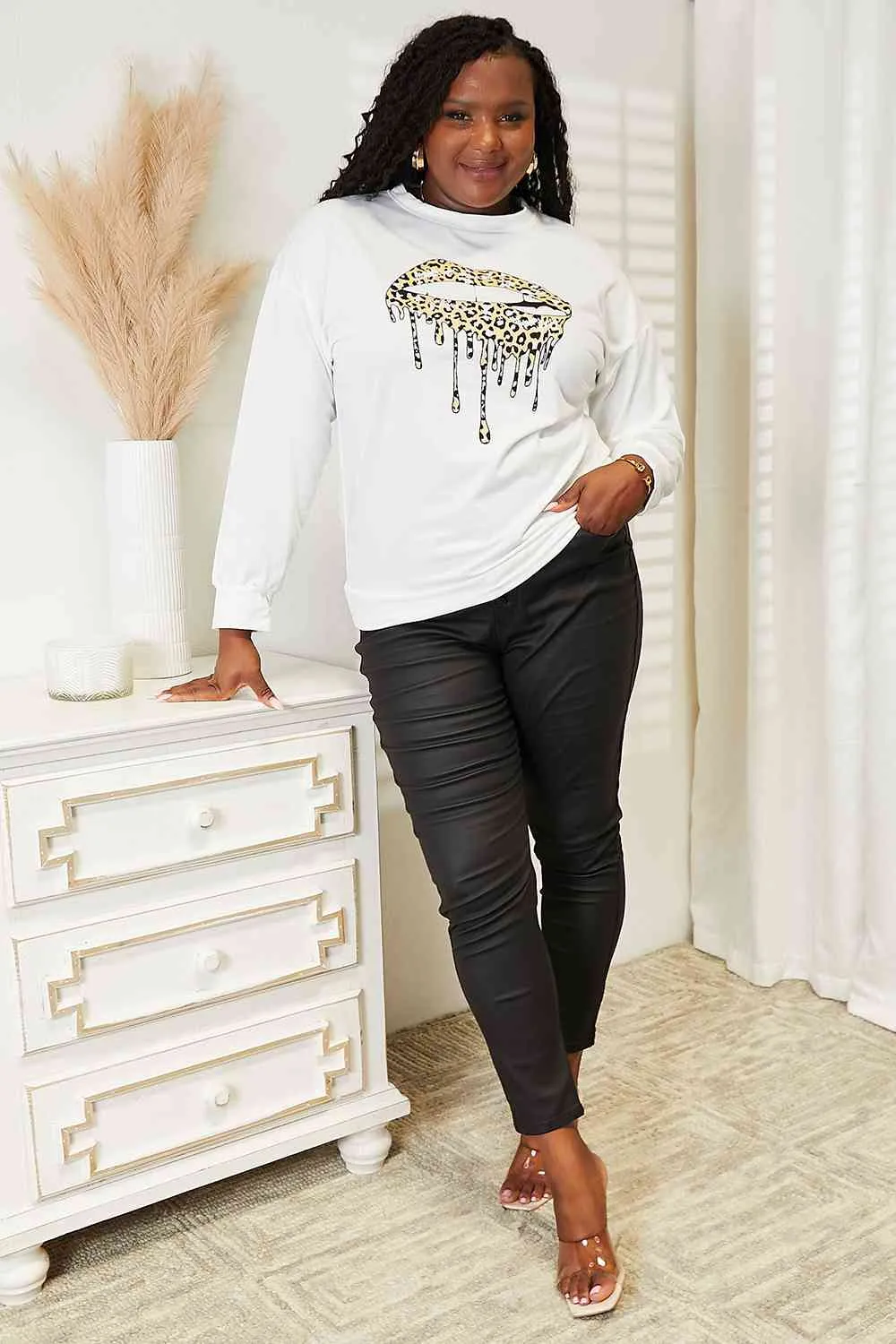 Dropped Shoulder Round Neck Sweatshirt