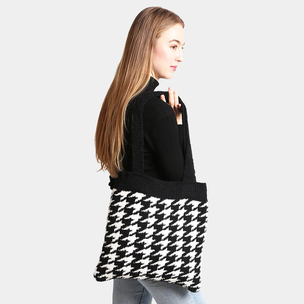 iLLASPARKZ Houndstooth Knit Tote Bag