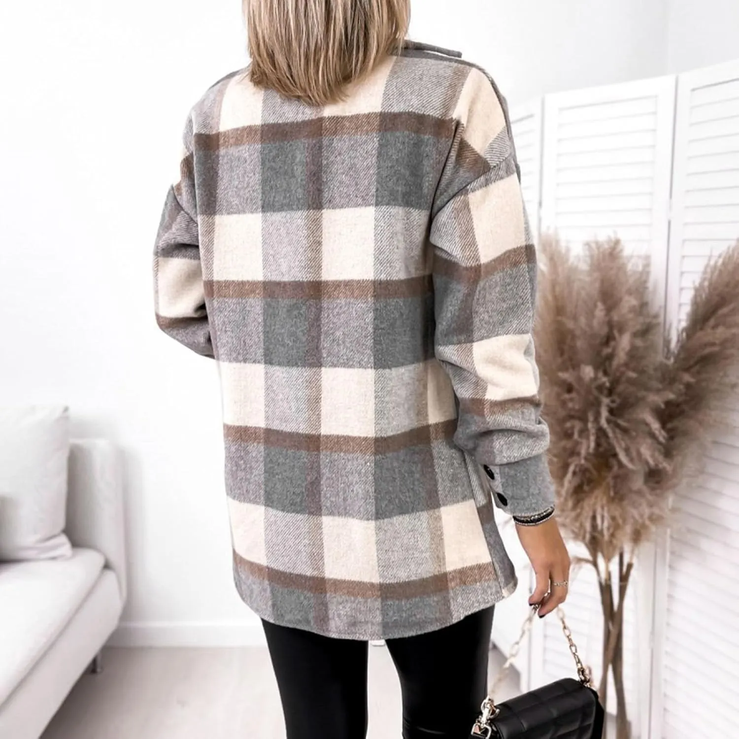 Plaid Shacket Jacket for Women Lapel Woolen Coats Comfy Button Up Long Sleeve Shirts Tartan Trench Coat with Pocket