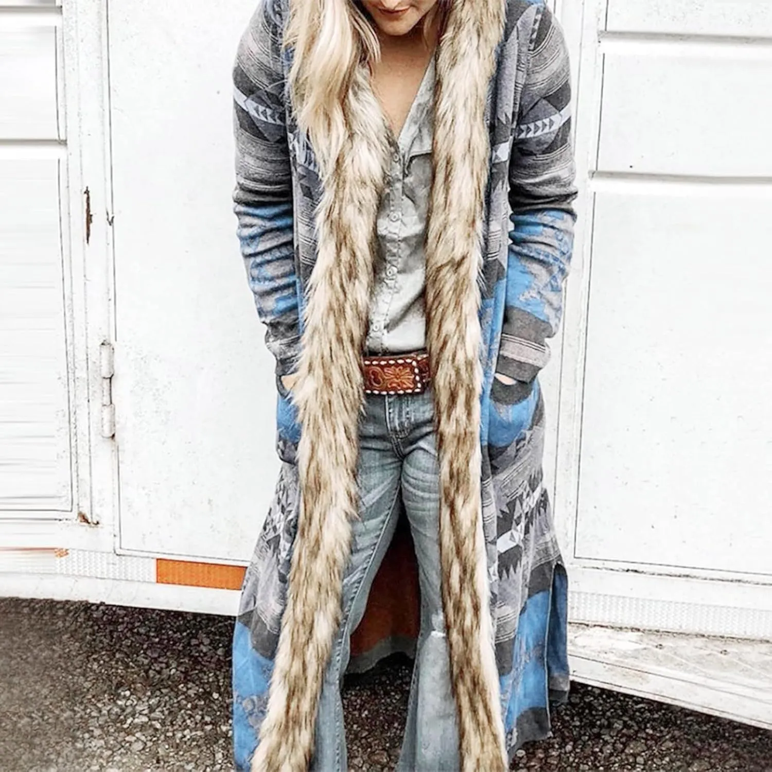 Plus Size Overcoat with Fur Hood Winter Coats for Women Windproof Outerwear Furry Jackets Ethnic Style Trench Coat