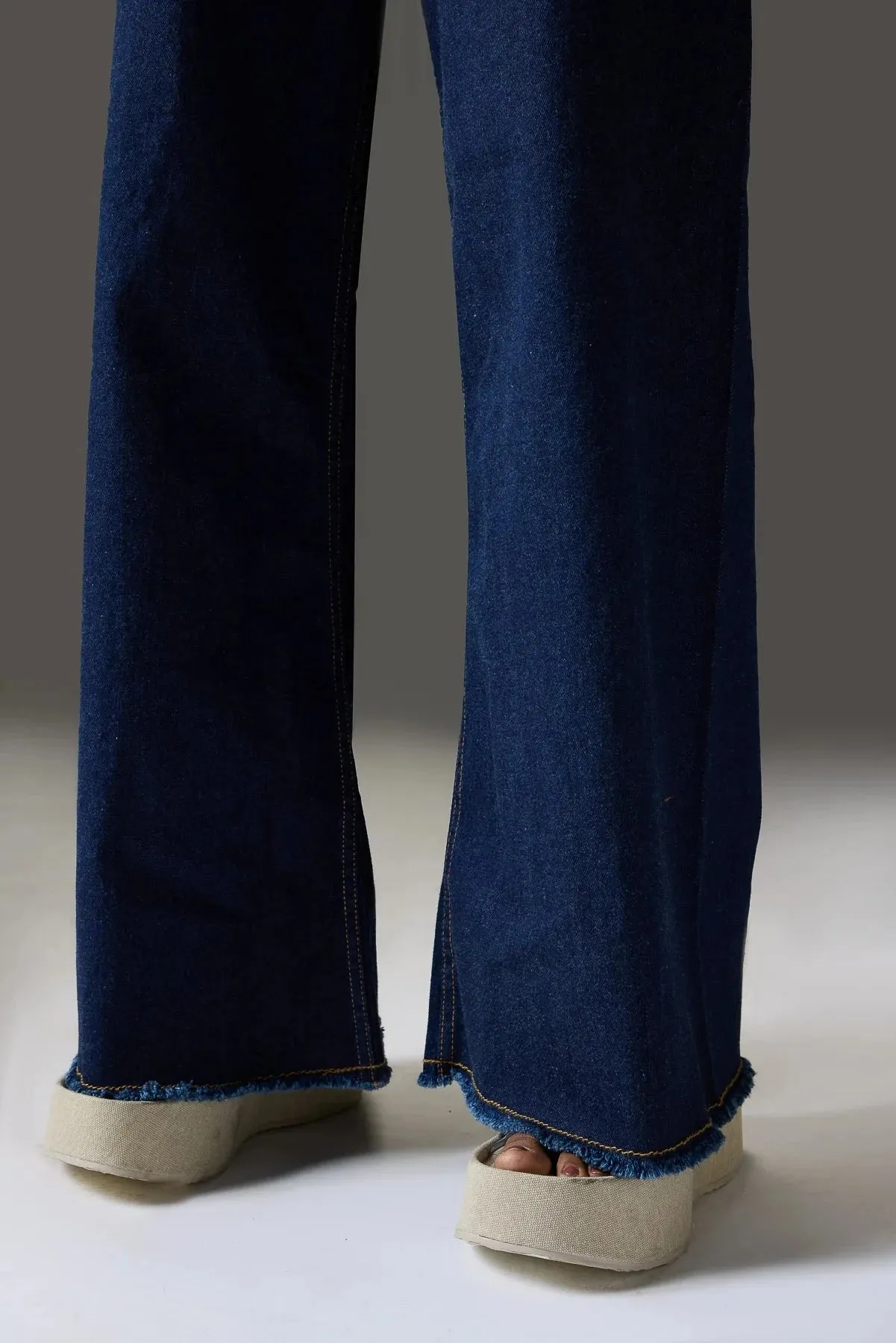 ZARA Dark Blue Utility Pocket Wide-Leg Frayed Hem Jeans.